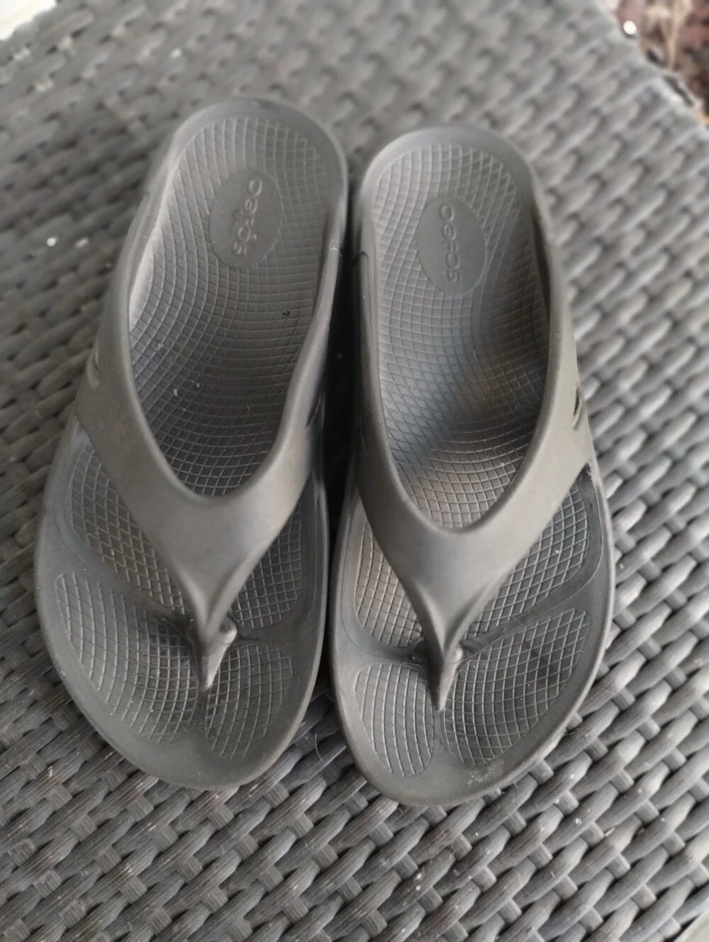 OOFOS OOriginal Recovery Sandals Black Men’s 9 Women’s 11 EU 42